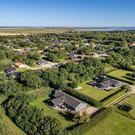 Сasa de vacaciones Findus - 1-2km To The Fjord By Interhome Hemmet